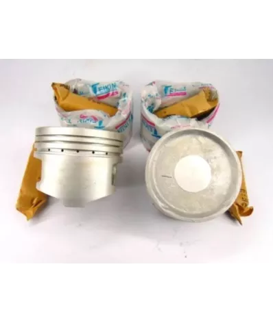 Tłok silnika ze sworzniem MITSUBISHI 4G64 0.50 (MD303071)