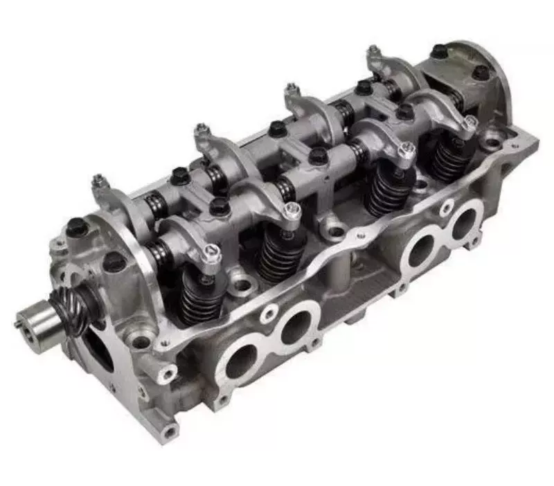 Głowica silnika MAZDA FE 8V - KOMPLENTA - TYP A